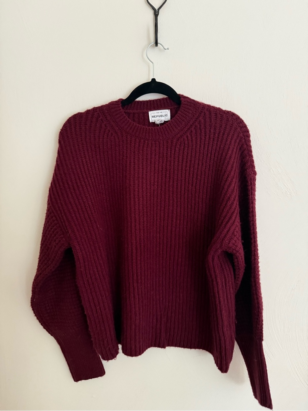 Women's Ribbed Crewneck Sweater - Burgundy